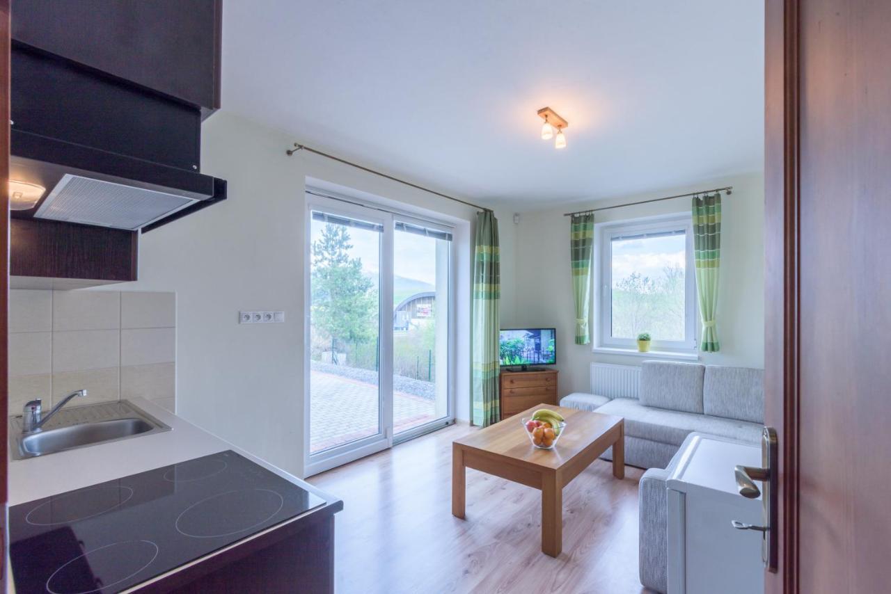 Apartmany Raztoky ลิฟตอฟสกีมิคูลาช ภายนอก รูปภาพ