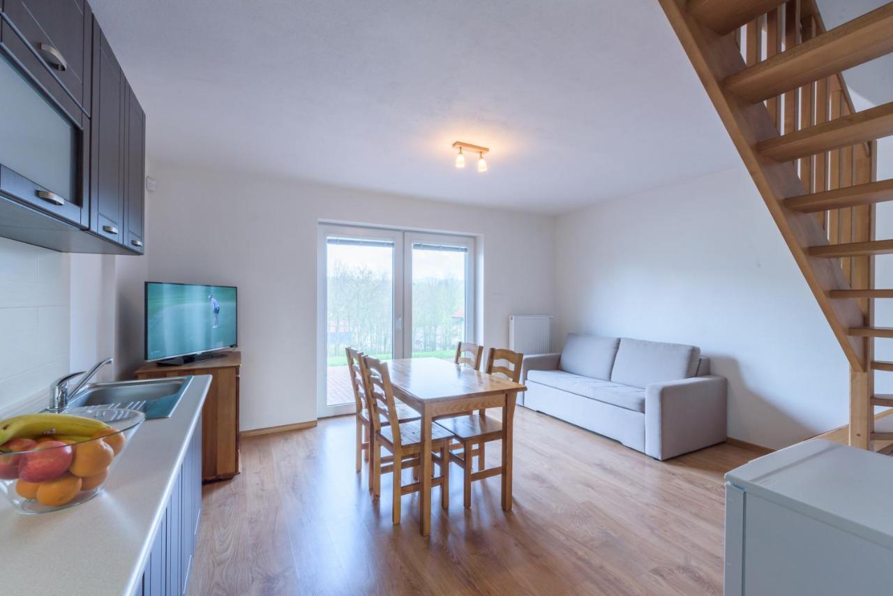 Apartmany Raztoky ลิฟตอฟสกีมิคูลาช ภายนอก รูปภาพ
