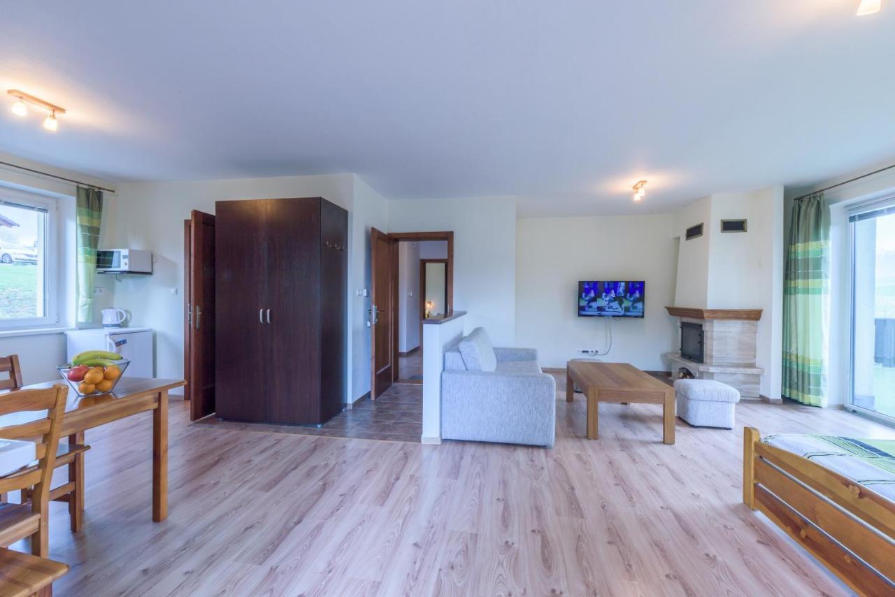 Apartmany Raztoky ลิฟตอฟสกีมิคูลาช ภายนอก รูปภาพ